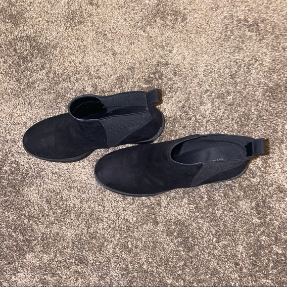 H&M Heeled Boots - Picture 2 of 5